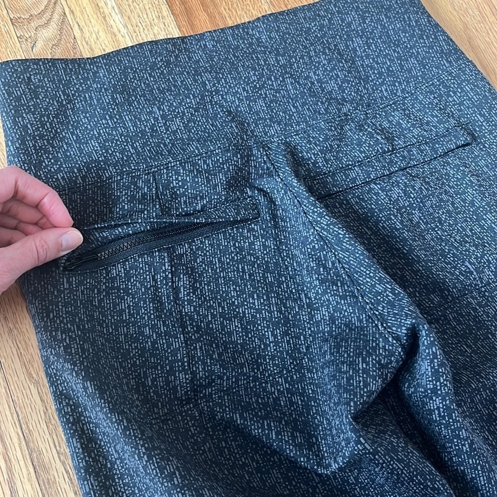 Athleta Delancey Herringbone Tight Leggings, Black /Abalone Grey Size: Small - Picture 5 of 7